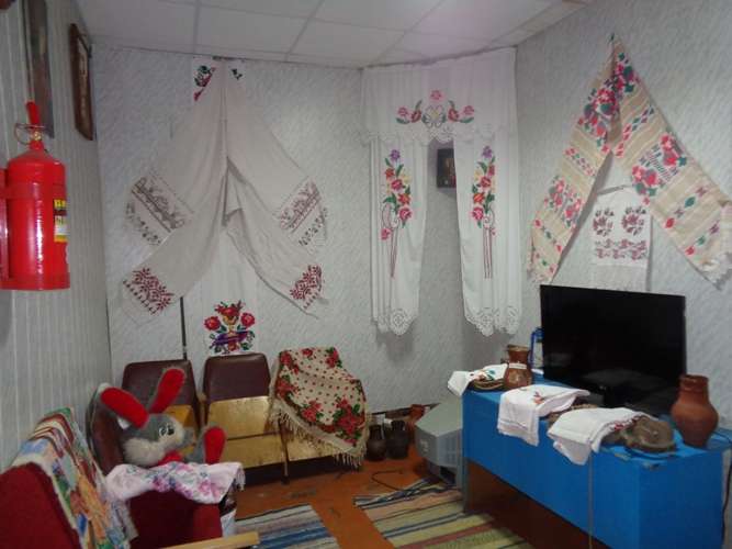 Уголок фольклора